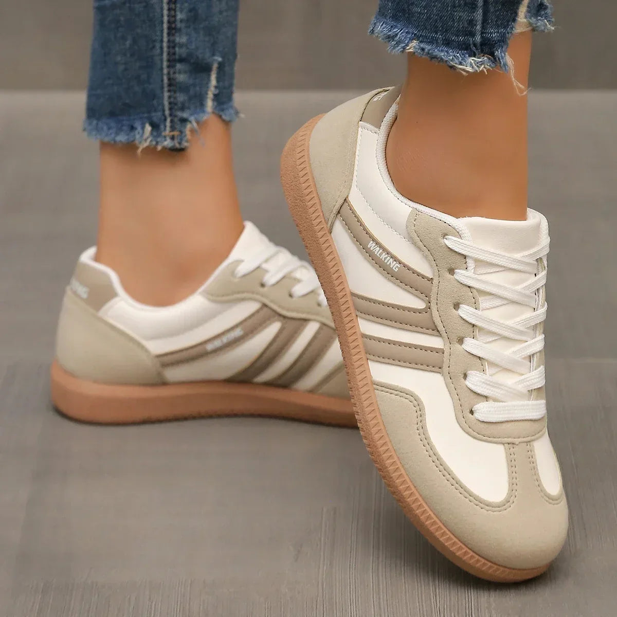 Lightweight Orthopaedic Sneakers for Women